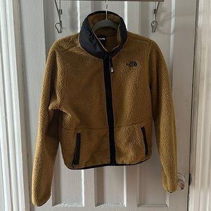 North face cropped light weight fleece